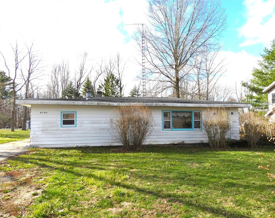 8376 E Baldwin Avenue, Watervliet, MI 49098