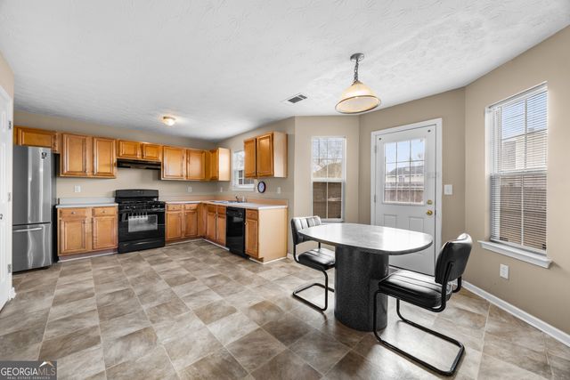 100 Adelaide Drive, Covington, GA 30016