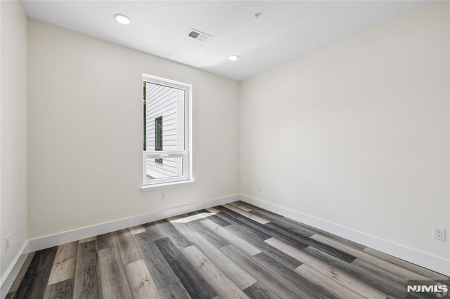 448 -452 Orange Avenue 203, Newark, NJ 07103