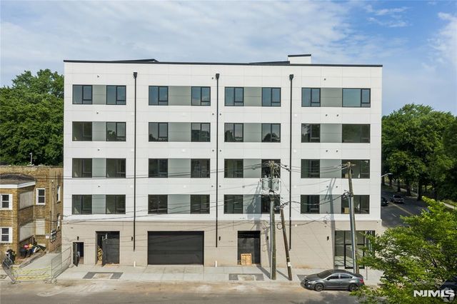 448 -452 Orange Avenue 203, Newark, NJ 07103