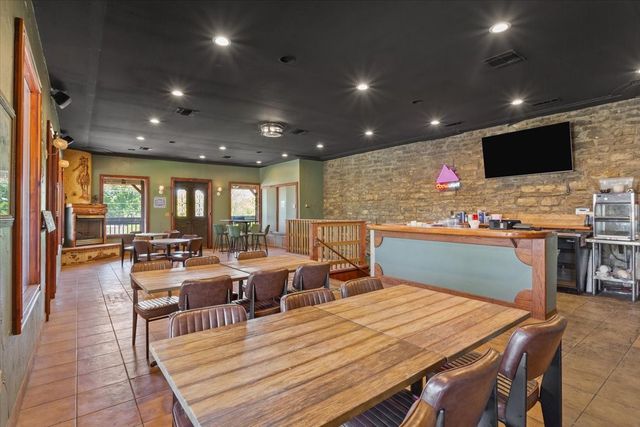 128 N Pecan Street, Hico, TX 76457