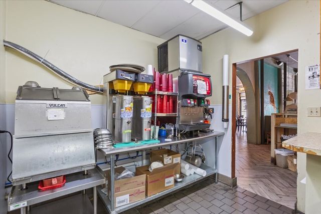 128 N Pecan Street, Hico, TX 76457
