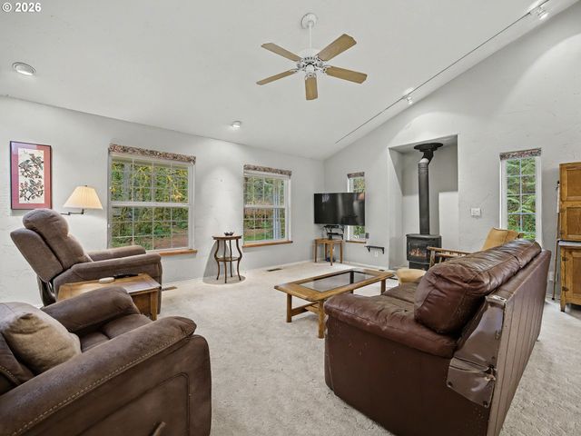 65600 E BROOKSIDE St, Welches, OR 97067