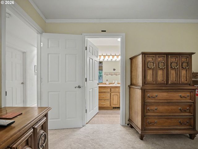 65600 E BROOKSIDE St, Welches, OR 97067