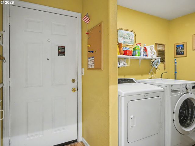 65600 E BROOKSIDE St, Welches, OR 97067