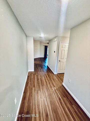 1026 Dania Circle NE, Palm Bay, FL 32905