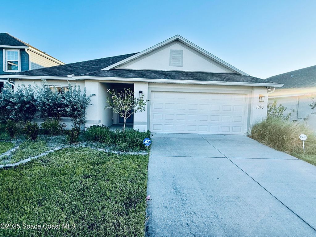 1026 Dania Circle NE, Palm Bay, FL 32905