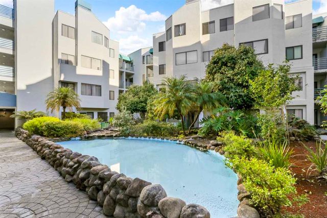 320 320 Peninsula Ave 107, San Mateo, CA 94401