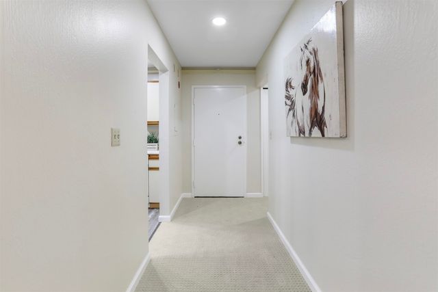 320 320 Peninsula Ave 107, San Mateo, CA 94401