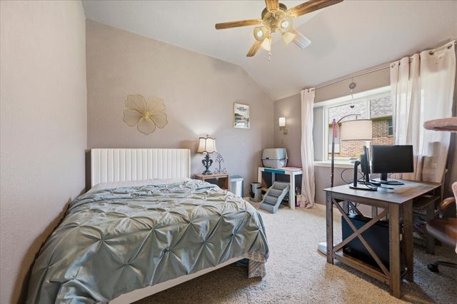 102 Briarstone Drive, Alvarado, TX 76009