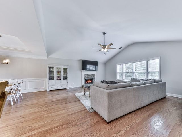 221 Woods Circle, Ball Ground, GA 30107