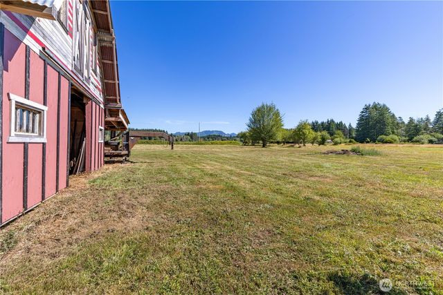 71 W Doggone Lane, Elma, WA 98541