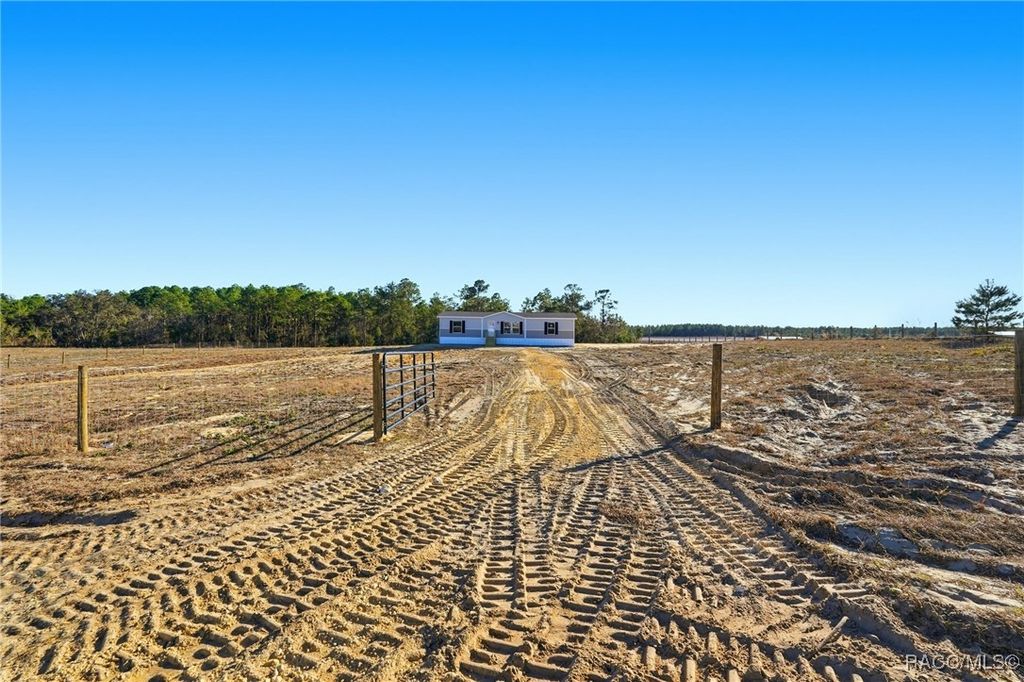 4466 W Choate Court, Dunnellon, FL 34433