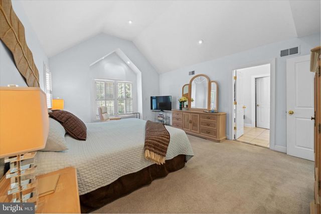 9 E ALDINE DR, Hockessin, DE 19707