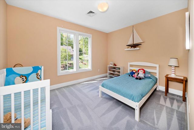 9 E ALDINE DR, Hockessin, DE 19707