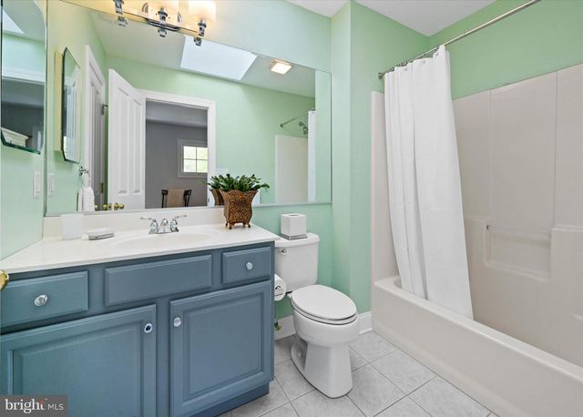 9 E ALDINE DR, Hockessin, DE 19707