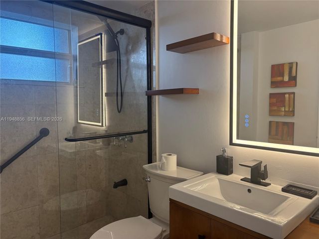 1300 Lincoln Rd B302, Miami Beach, FL 33139