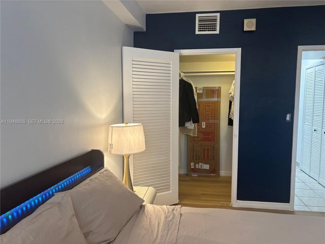 1300 Lincoln Rd B302, Miami Beach, FL 33139