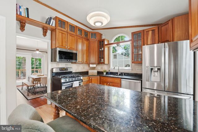 7601 CERVANTES CT, Springfield, VA 22153