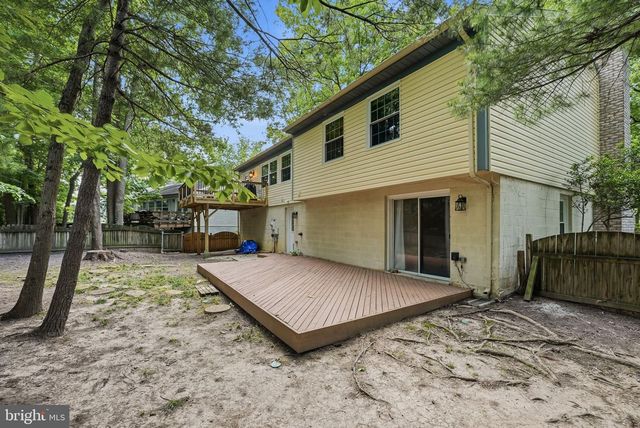 7601 CERVANTES CT, Springfield, VA 22153