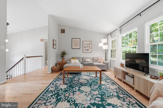 7601 CERVANTES CT, Springfield, VA 22153