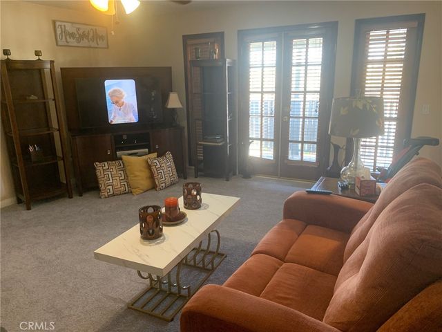 18346 Main, Hesperia, CA 92345