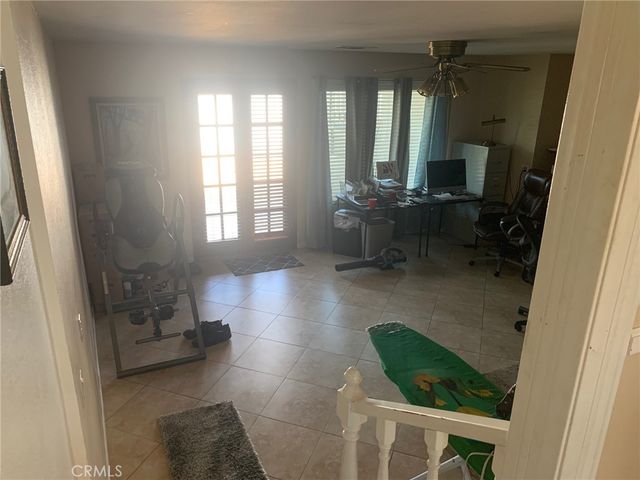 18346 Main, Hesperia, CA 92345