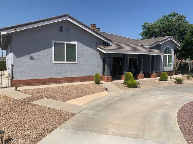 18346 Main, Hesperia, CA 92345