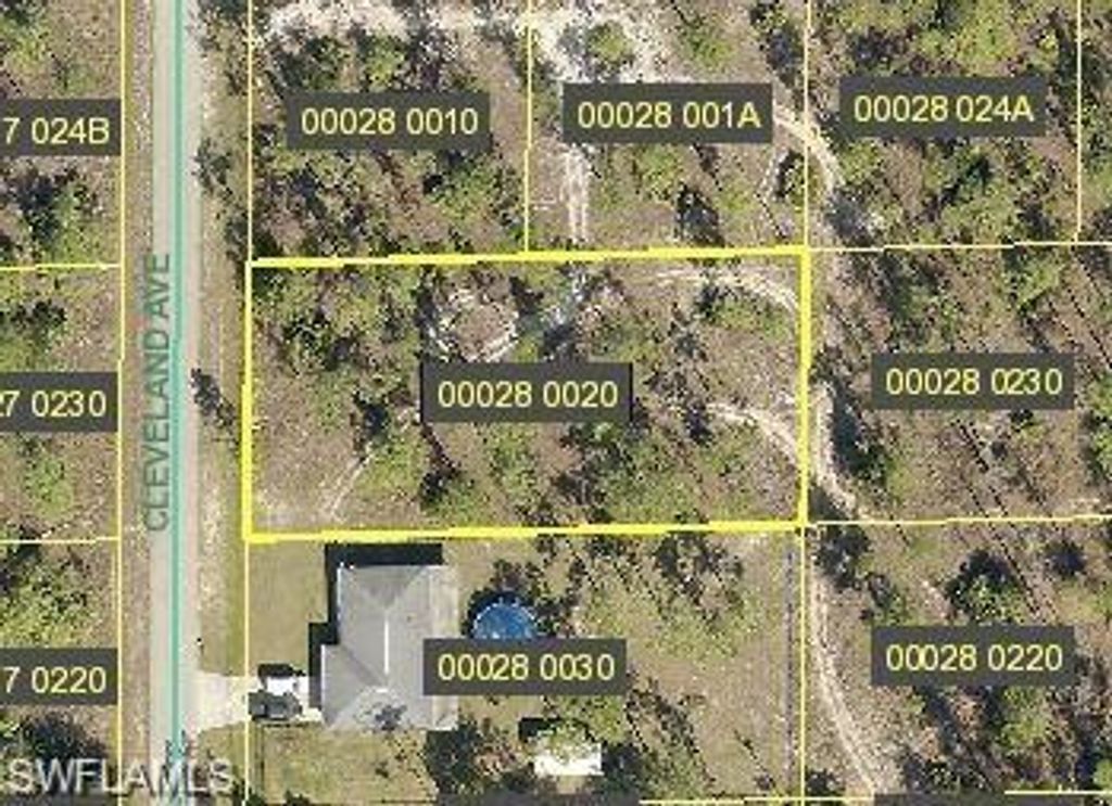 1420 Cleveland AVE, LEHIGH ACRES, FL 33972 — exterior