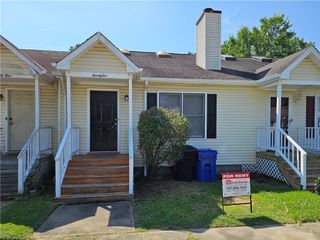 26 Cooper DR, Portsmouth, VA 23702