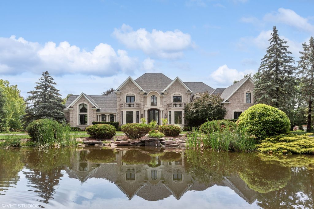 5N195 Dover Hill Road, St. Charles, IL 60175