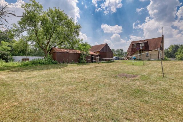 20060 W Greenfield AVENUE, Brookfield, WI 53045