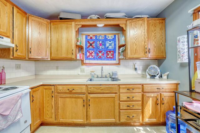 20060 W Greenfield AVENUE, Brookfield, WI 53045