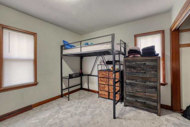 20060 W Greenfield AVENUE, Brookfield, WI 53045