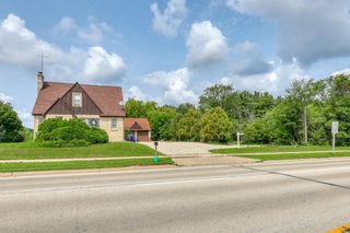 20060 W Greenfield AVENUE, Brookfield, WI 53045