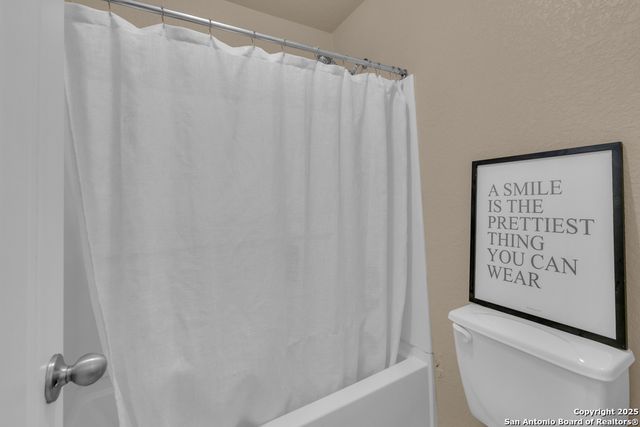 1933 Spotted Owl, New Braunfels, TX 78130