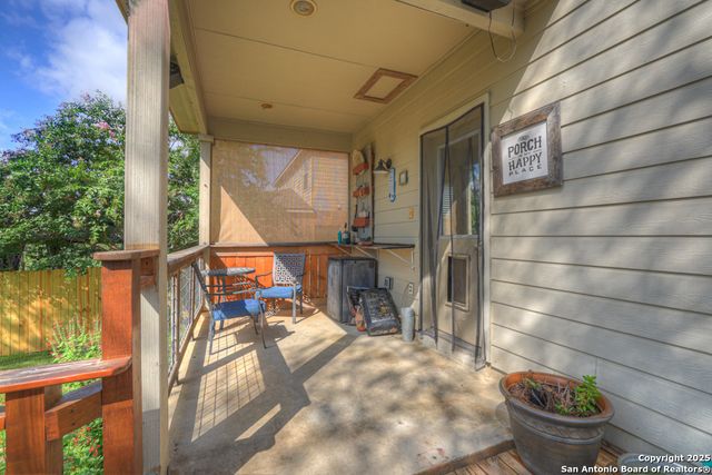 1933 Spotted Owl, New Braunfels, TX 78130