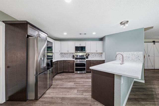 105 Vivian Drive, Waxahachie, TX 75165