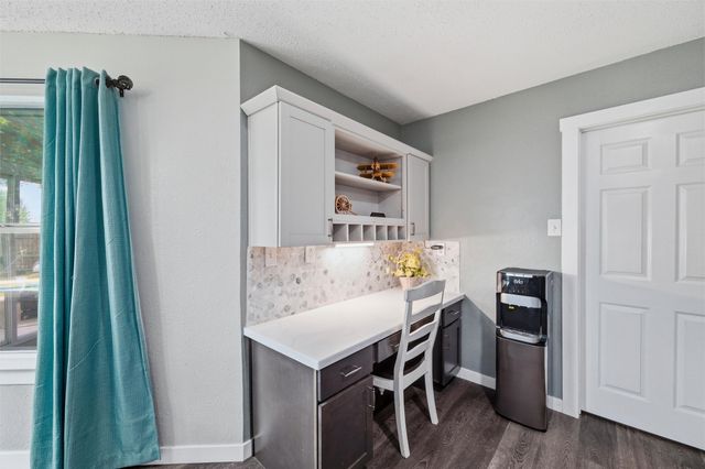 105 Vivian Drive, Waxahachie, TX 75165