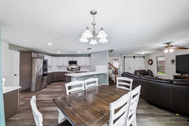 105 Vivian Drive, Waxahachie, TX 75165