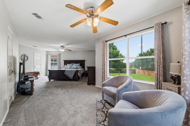 105 Vivian Drive, Waxahachie, TX 75165