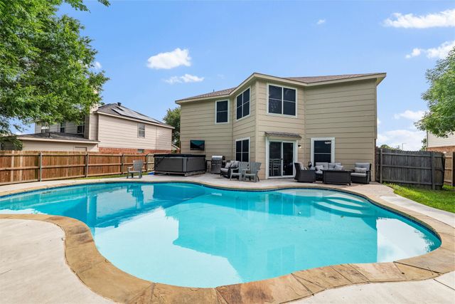 105 Vivian Drive, Waxahachie, TX 75165