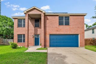 105 Vivian Drive, Waxahachie, TX 75165