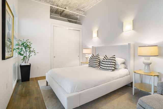 437 D St 7F, Boston, MA 02210