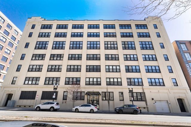 437 D St 7F, Boston, MA 02210