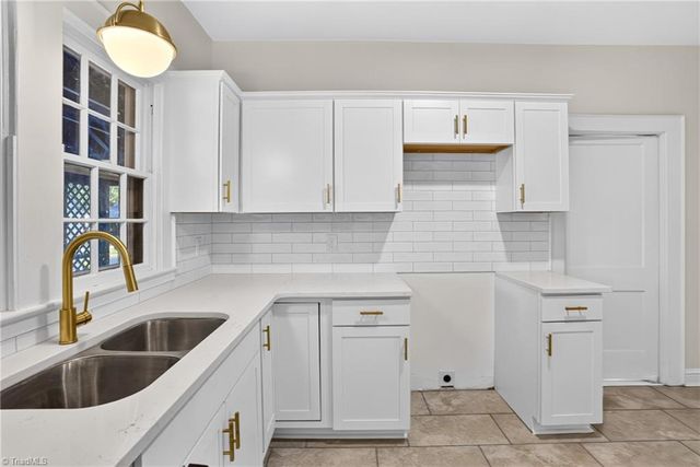 405 Spring Street, Thomasville, NC 27360