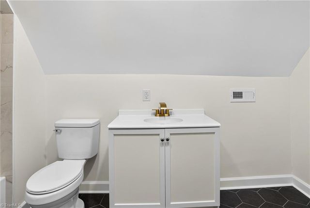 405 Spring Street, Thomasville, NC 27360