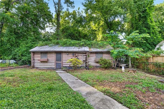 405 Spring Street, Thomasville, NC 27360