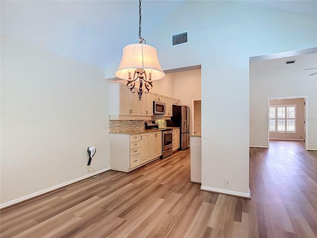 2102 LAINDALE PLACE, Valrico, FL 33596