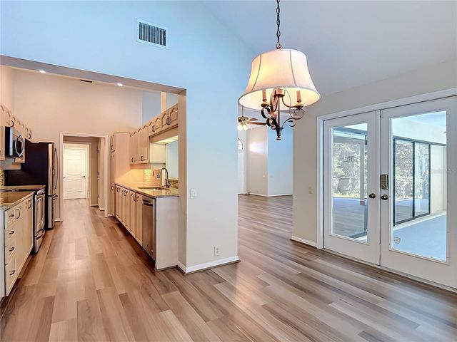 2102 LAINDALE PLACE, Valrico, FL 33596